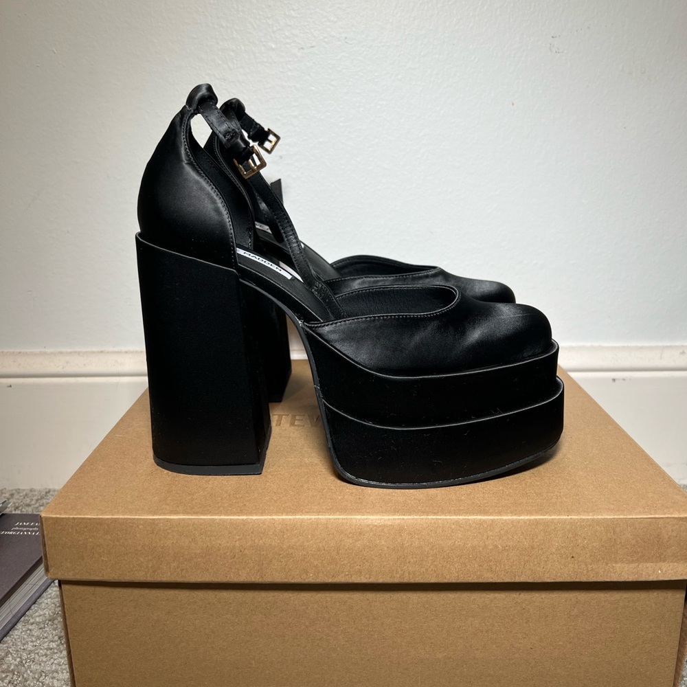 Steve Madden Charlize Black Satin